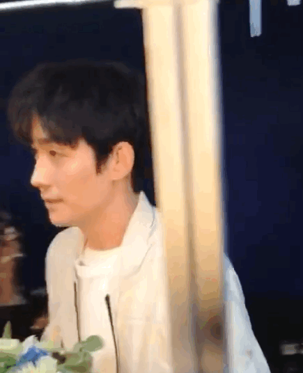 img-6986fd71gy1g21sqbkuv4g20c30ewnpd.gif